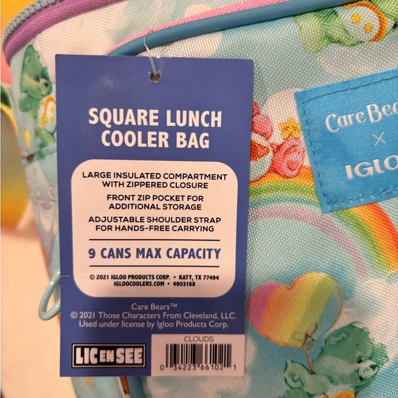 Care Bears x Igloo 90s retro square lunch box cooler with front pocket and strap - Picture 4 of 4